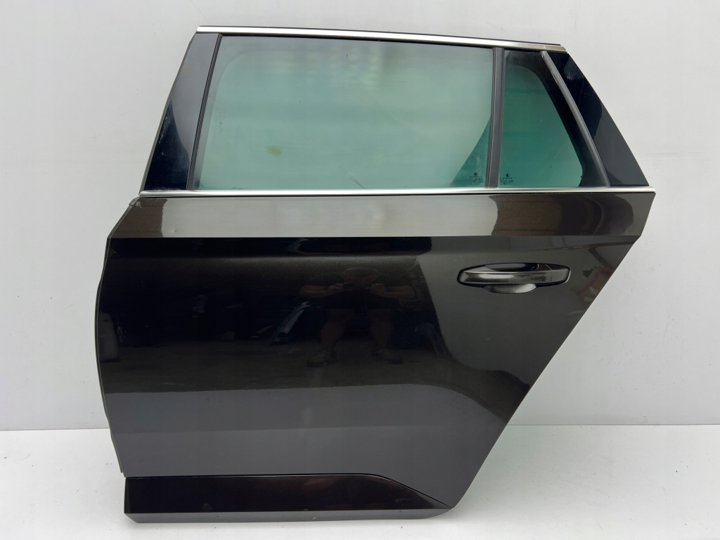 фото №1, Skoda superb 3 iii 3v9 дверь задние левая задняя kombi 2015-2024