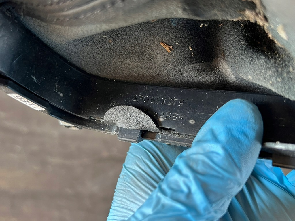 фото №7, Ручка + чохол домкрата перемикання передач audi a3 8p lift 8p0863279a 6 передача