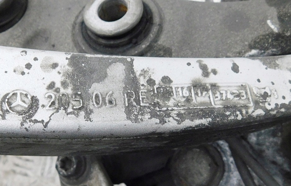 фото №9, Поворотный кулак рычаги правый перед - mercedes e-klasa w213