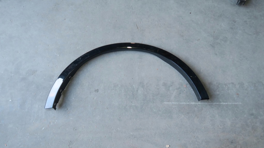 фото №1, Ford kuga mk3 молдинг na крыло правая задняя задняя оригинал
