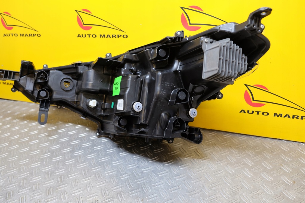 Toyota corolla cross 2022-2023 фара фара full led r черная америка Цена