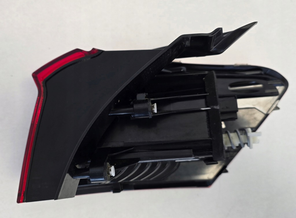 фото №12, Vw t-roc лампа левый задняя задняя левая oem 2ga945095