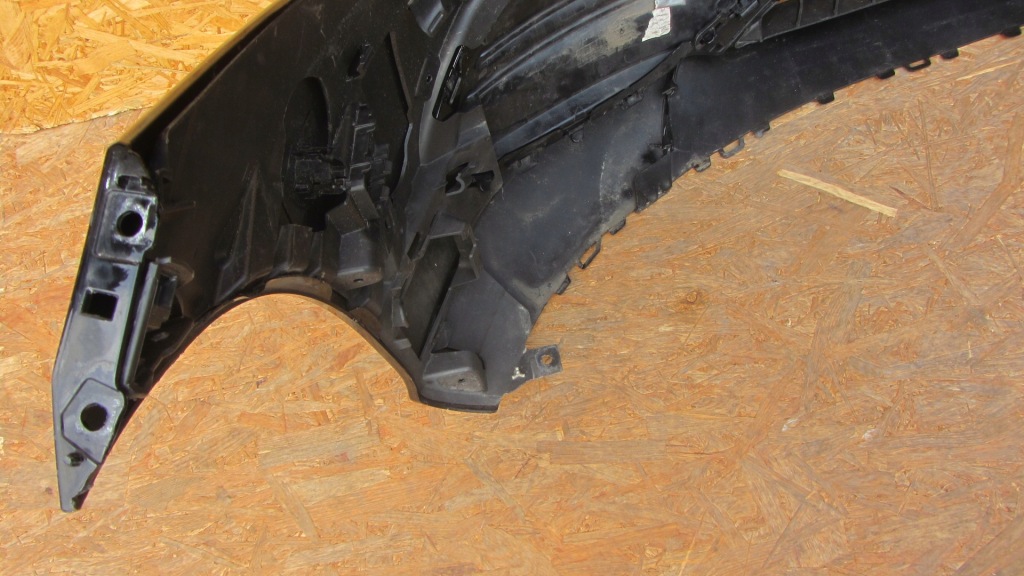 Бампер перед передний mercedes w206 c-klasa 6 x pdc Оригинал