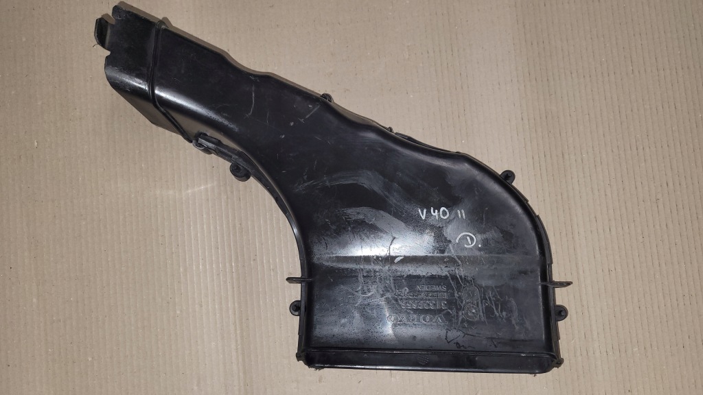 Купити Volvo v40 ii 2,0d труба шланг повітря повітрозабірник 31338658