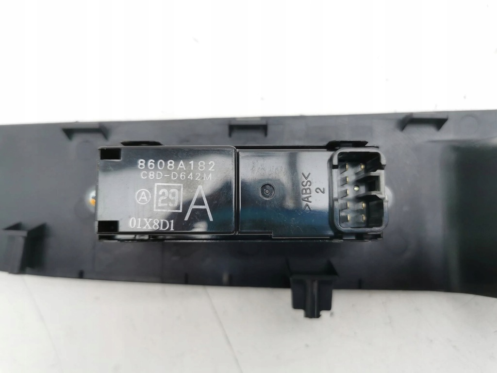 фото №8, Peugeot 4007 2009 перед сторона правая кнопки окон