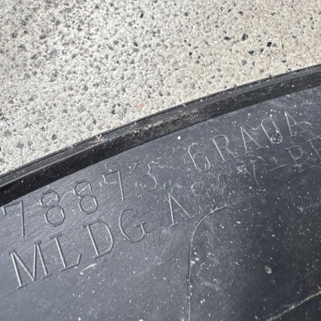 фото №16, Nissan x-trail t33 2022 левая сторона молдинг крыла заднего