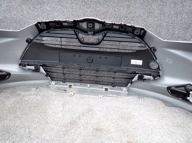 фото №10, Toyota yaris iv бампер передний перед