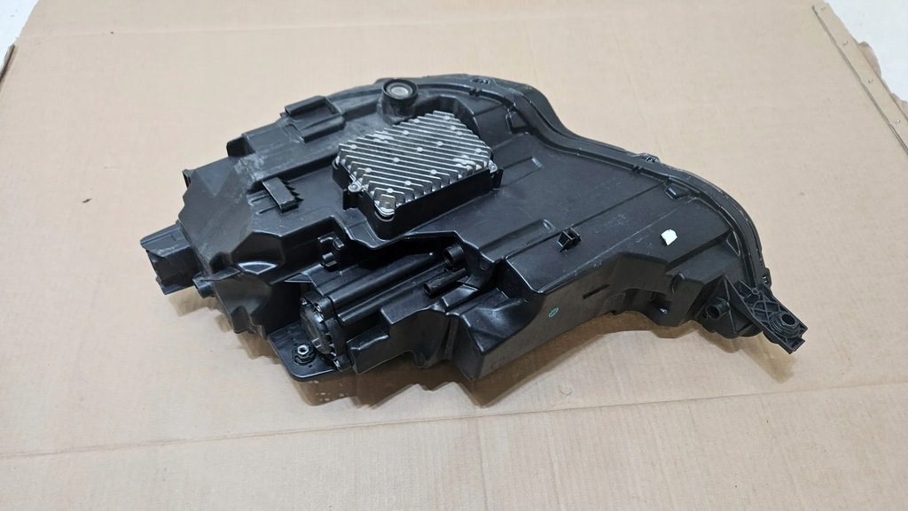 фото №10, Лампа перед передня права audi a3 s3 martix 8y0941036f