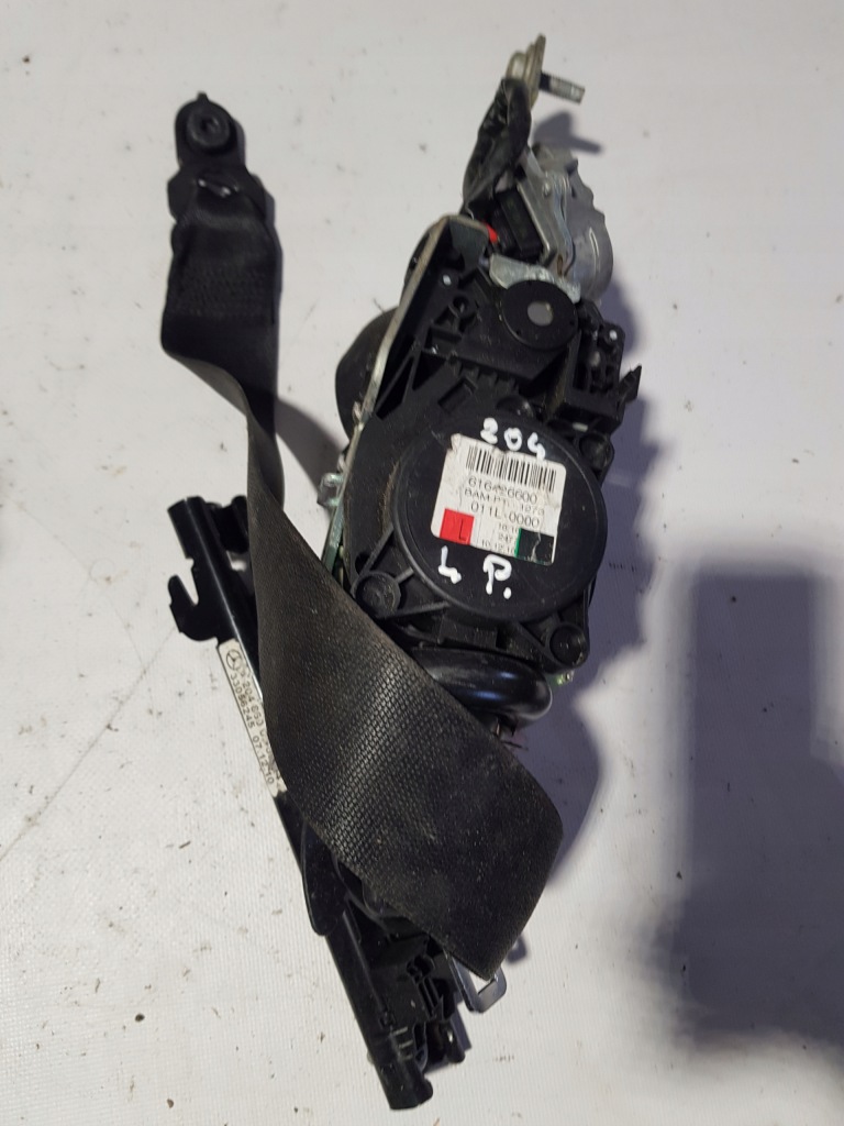 фото №1, Pas безопасности левый перед mercedes w204