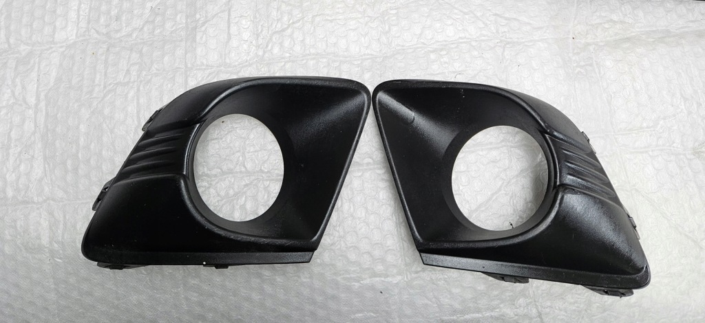 Купити Решітка протитуманної фари ліва права opel karl rocks 15- 42352222 / 42352221