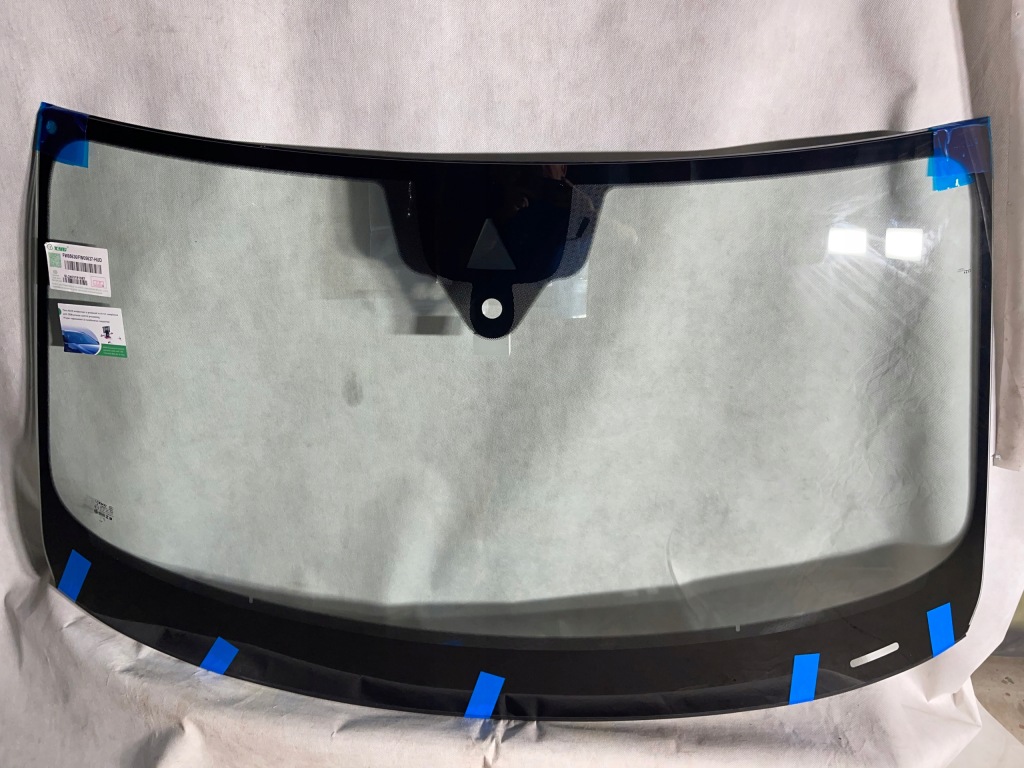 фото №1, Audi q8 e-tron скло передня nowa датчик камера hud po 2018-