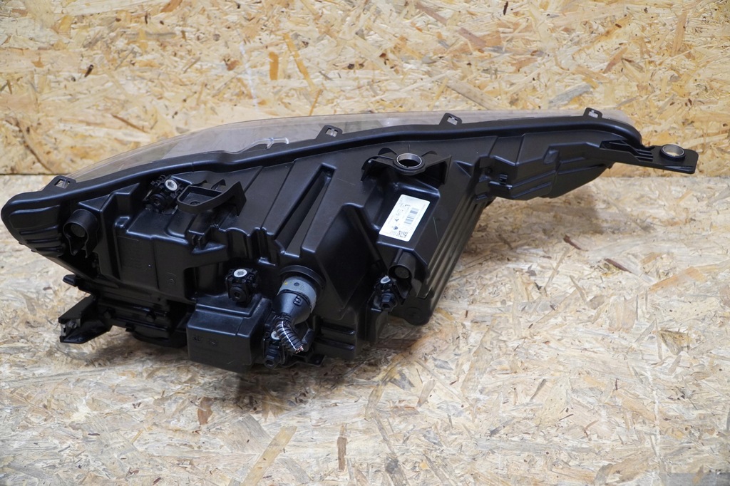 фото №12, Лампа лампи перед ліва 06701595370 права 06701595360 levante lift ідеальний стан euro