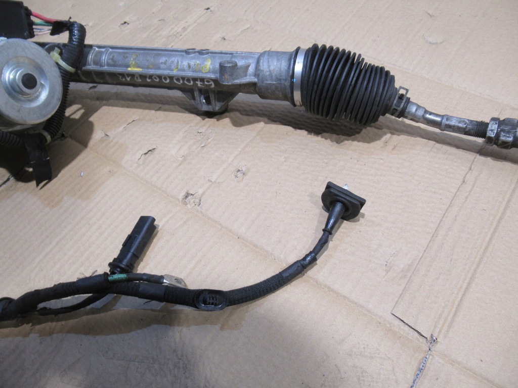 фото №6, Трансмиссия рулевая 6700002813 peugeot 208