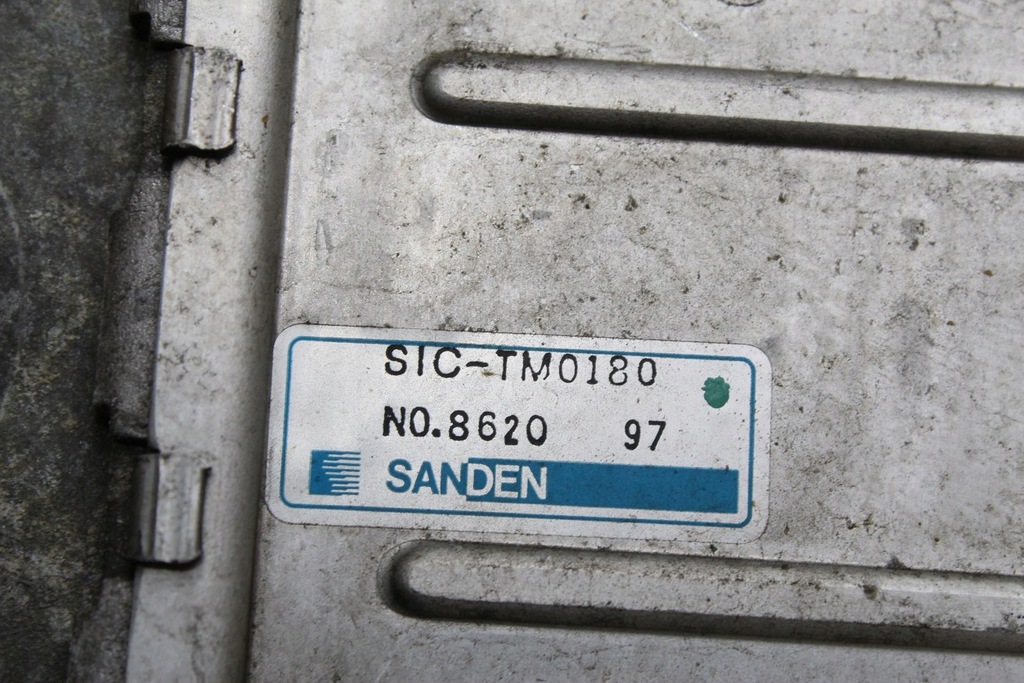 фото №7, Радиатор интеркулер legacy iv 2.0 d boxer