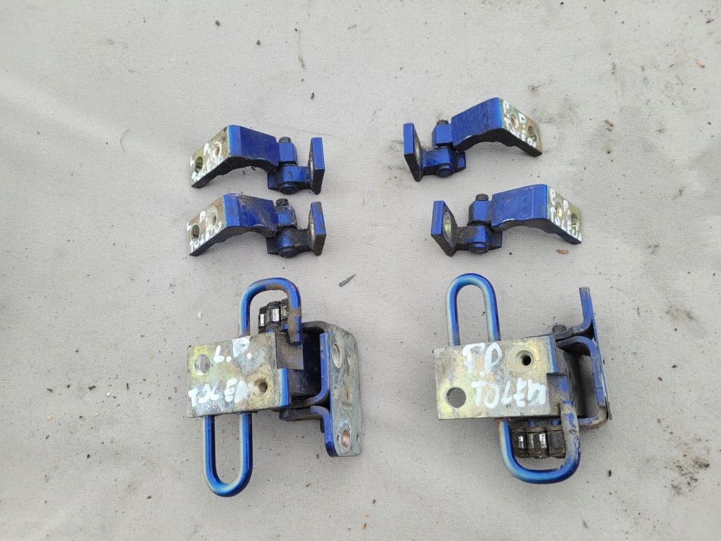 фото №1, Петля двері правий перед передній нижній верхній seat toledo ii leon ls5n