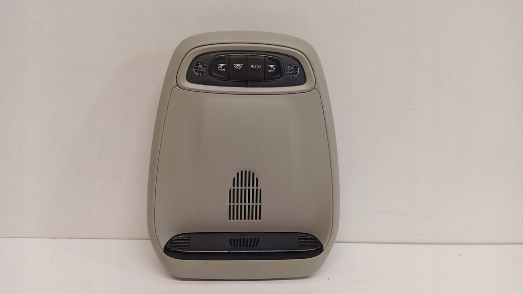 фото №1, Volvo v40 ii лампа стельовий 31268141