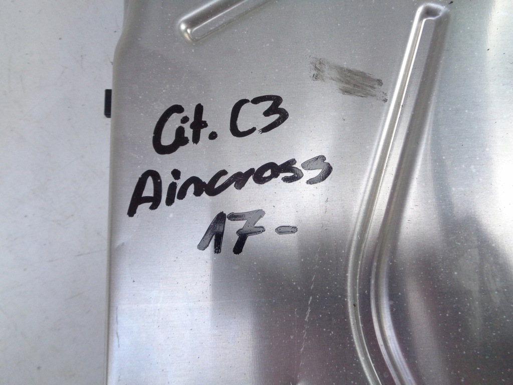 фото №6, Вентилятор корпус citroen c3 aircross 17-