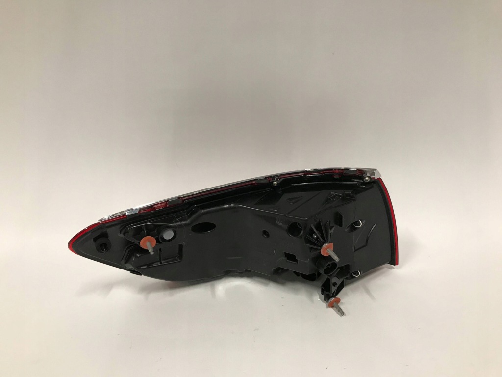 фото №4, Mercedes gls w167 lift 24- лампа задня права led europa