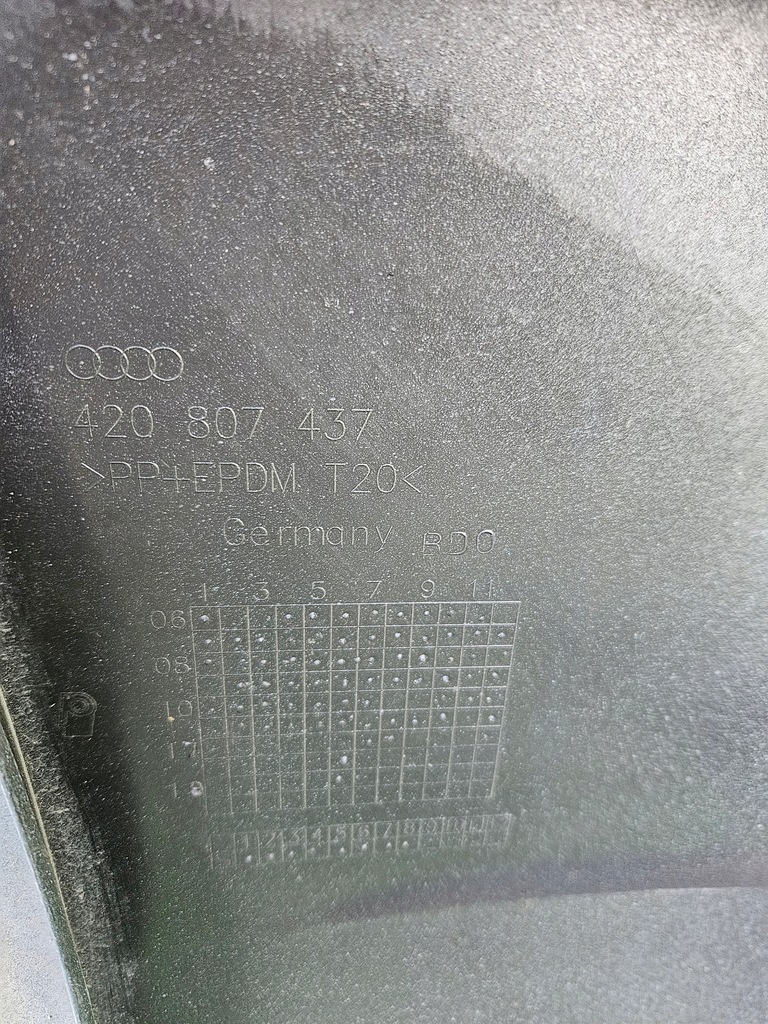 фото №14, Audi r8 420 06-12 бампер перед 420807437