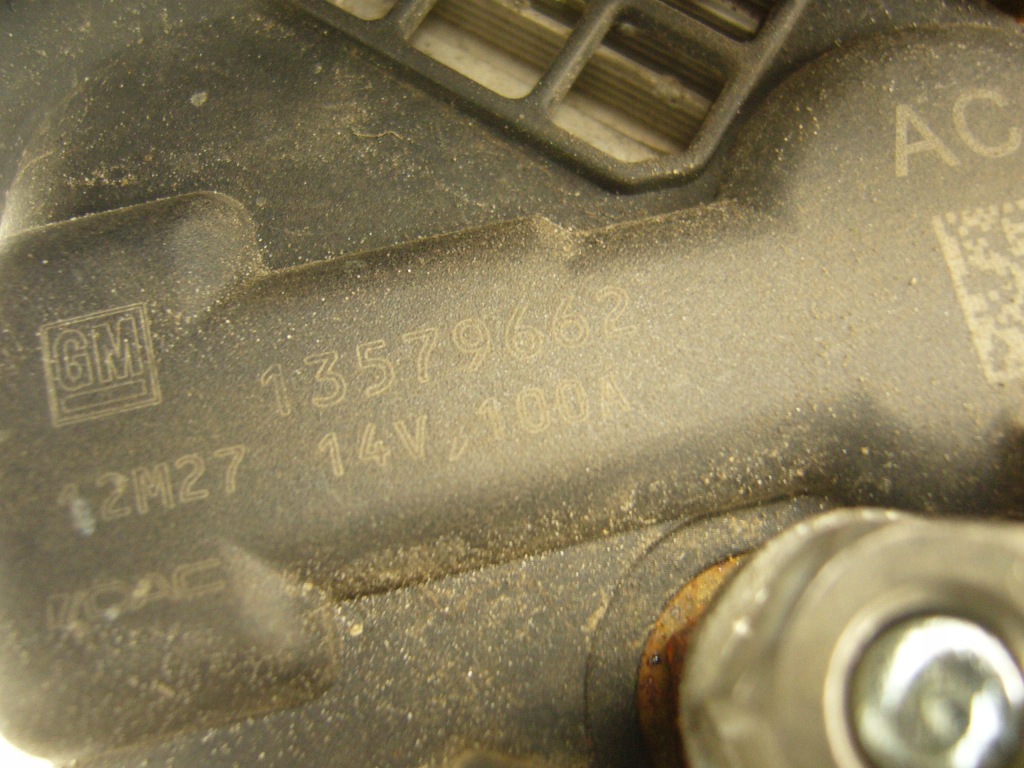 Opel astra j iv рестайлинг  1.7 cdti генератор 13579662 с Разборки