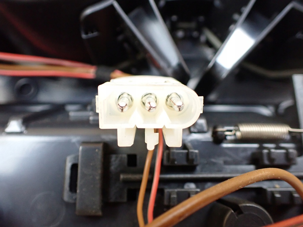 фото №7, Кронштейн na чашки попільничка bmw x5 e70 europa 6954943