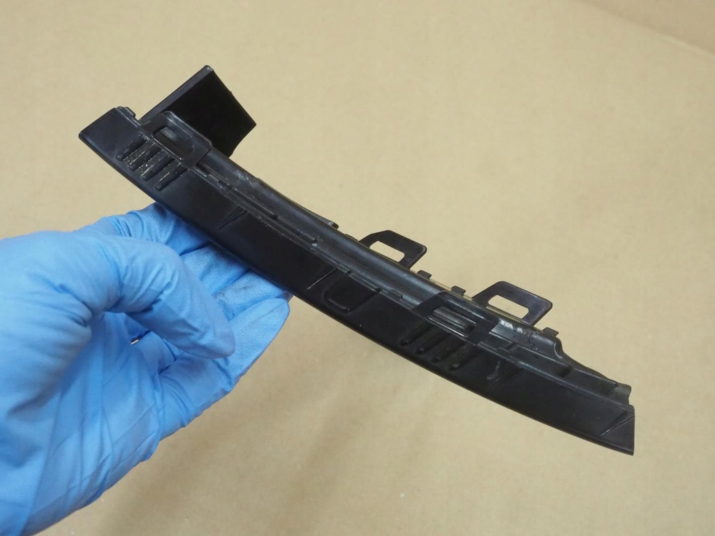 фото №14, Audi a3 8y решётка молдинг защитная 8y0807588