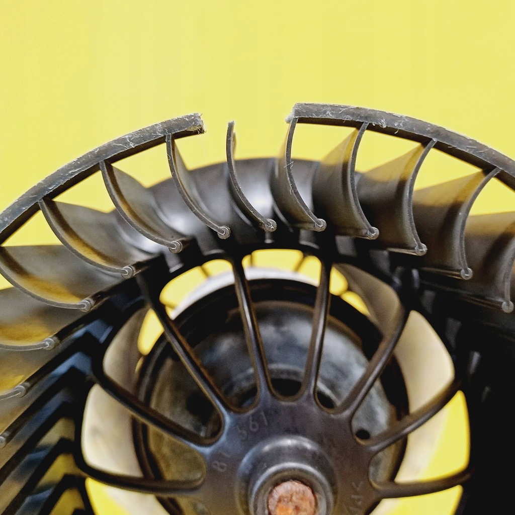 фото №5, Воздуходувка обдув вентилятор bmw e46 0130101103 nr145