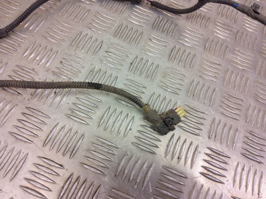 фото №5, Tesla model 3 2019 жгут трубопровод датчика парковки pdc