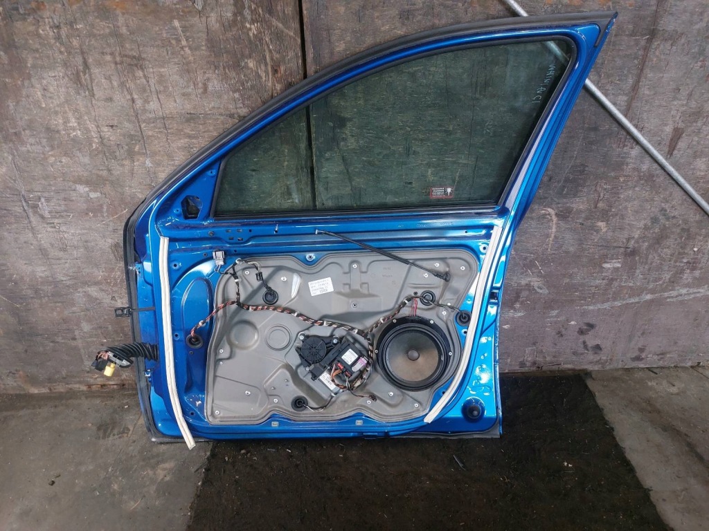 фото №3, Дверь полный правый перед octavia ii rs 8x8x