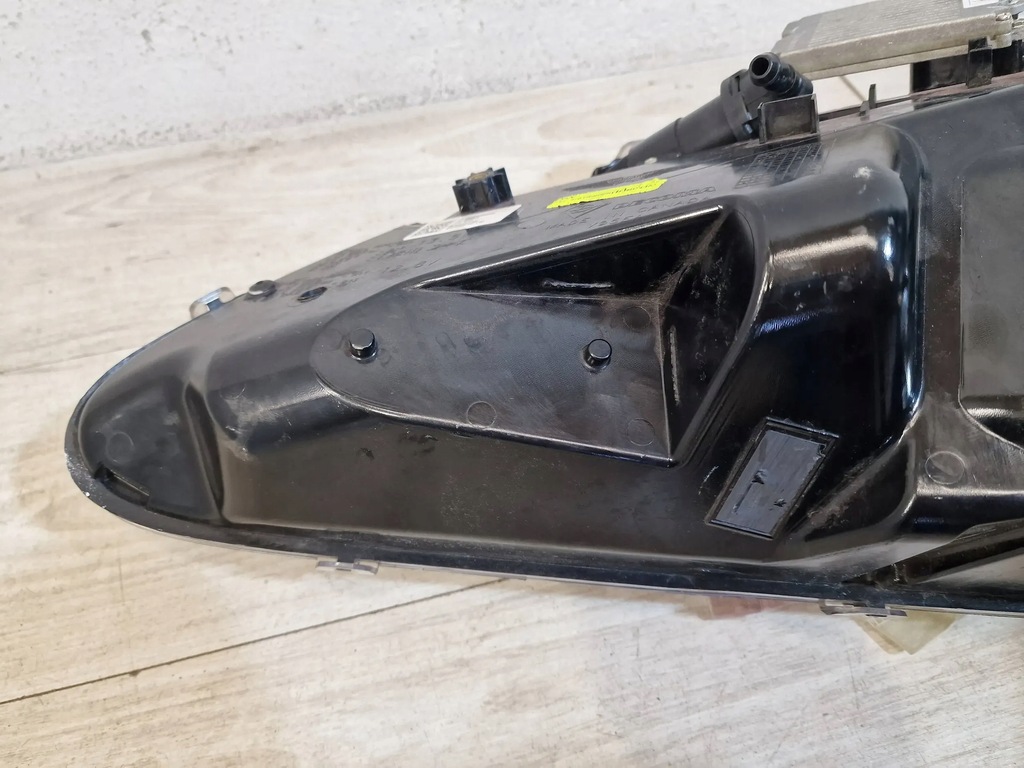 фото №10, Лампа ліва перед aston martin vantage