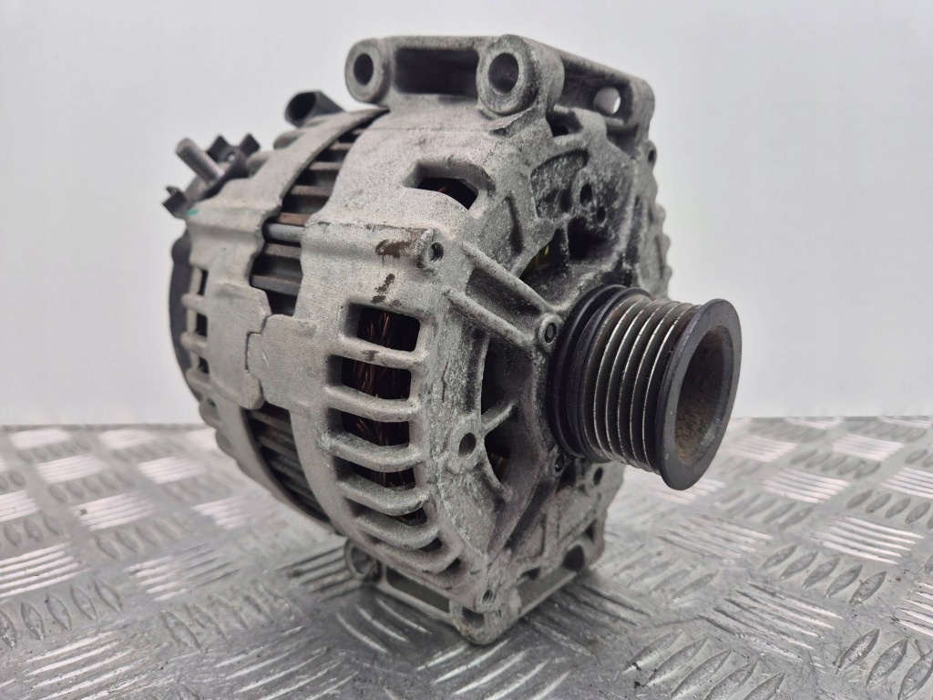 Купити Mercedes s500 w221 генератор a0131545502