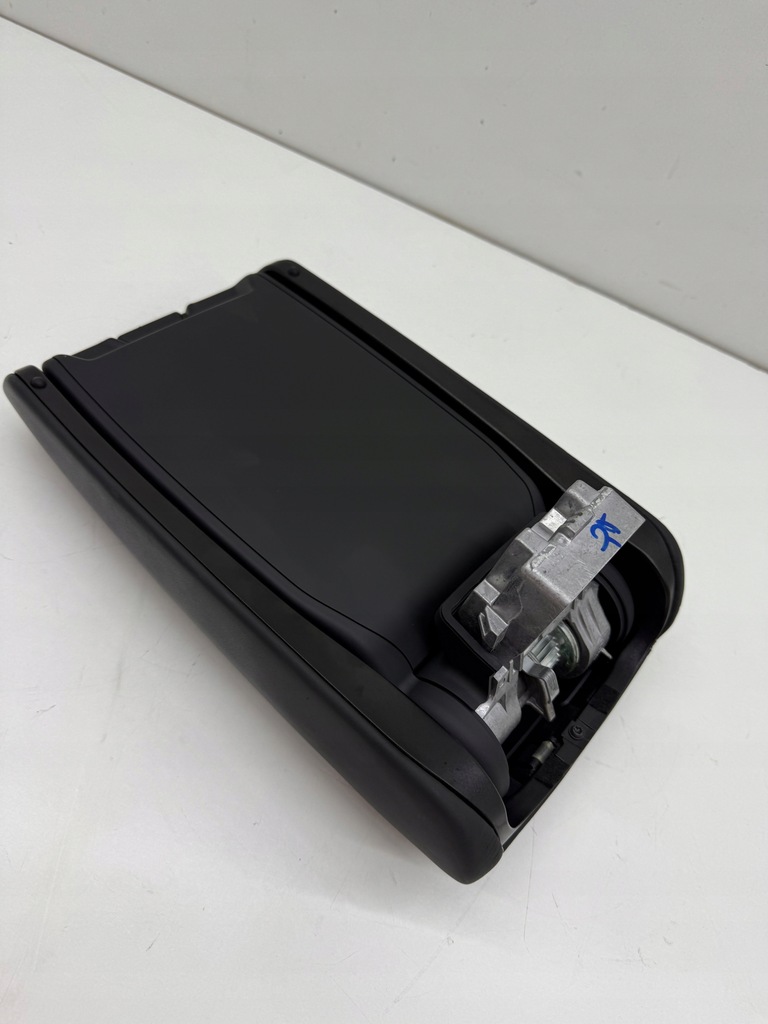 фото №16, Audi a6 s6 s7 c7 s-line подлокотник ze бардачок туннель среднего чёрный!