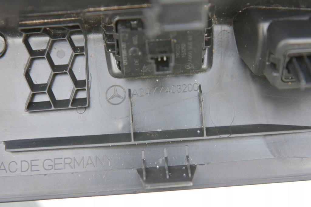 фото №4, Mercedes w247 b-klasa молдинг захист кронштейн кришки