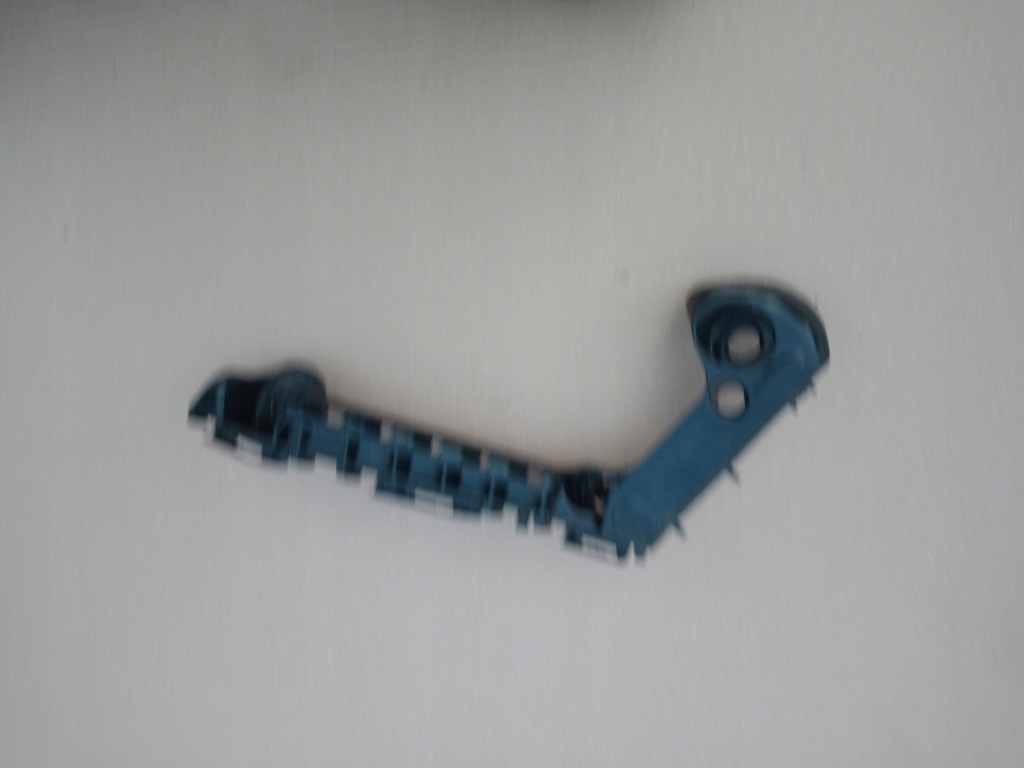 Купить Toyota carolla e21 hb левый направляющая бампера перед