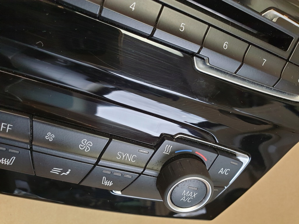 фото №10, Панель кондиціонера радіо навігація navi рамка bmw x1 f48 9371460 оригінальний номер europa