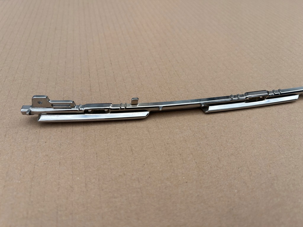 фото №2, Молдинг хром правий решітка решітка renault captur ii