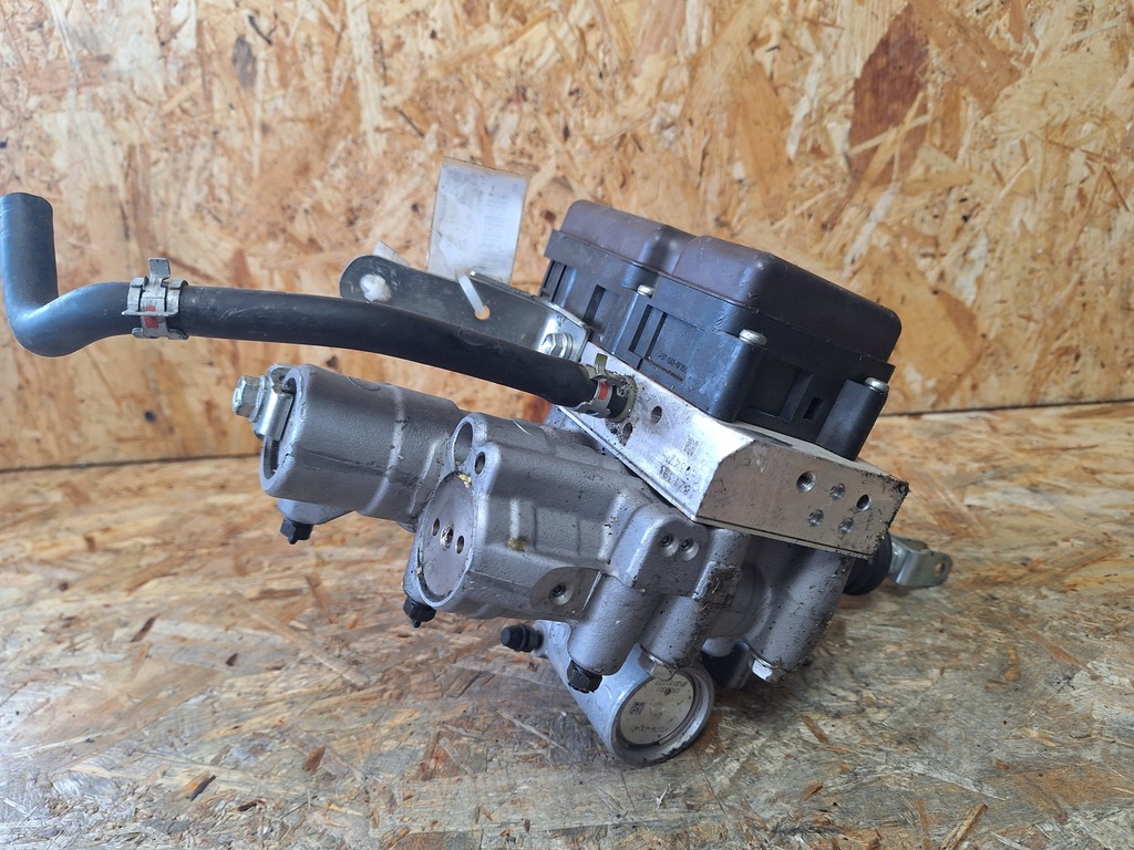 фото №4, Насос abs 47210-10270 toyota ch-r