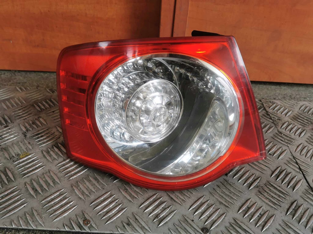 фото №1, Лампа задня задня ліва vw jetta iii 1k5945095m