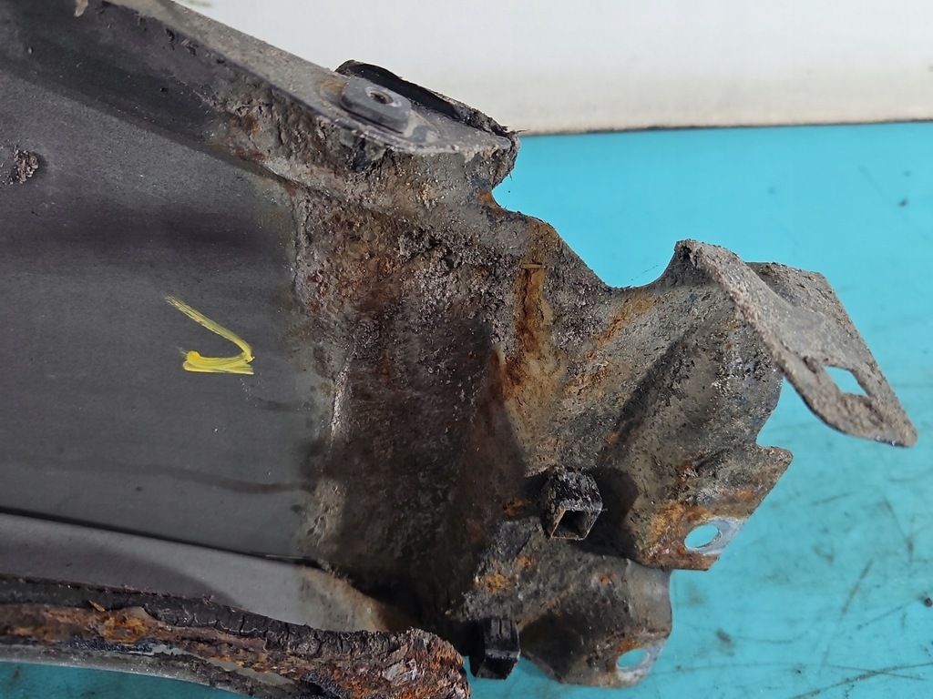 фото №13, Крыло перед левый infiniti fx i 03-08 чёрный kh3