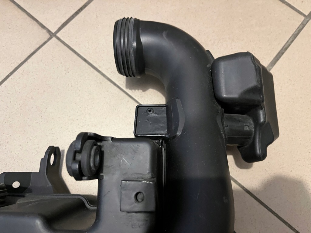 фото №11, Резонатор воздуха корпус kia ceed hyundai i30 i-30 ii 2 12- 28191-3x000