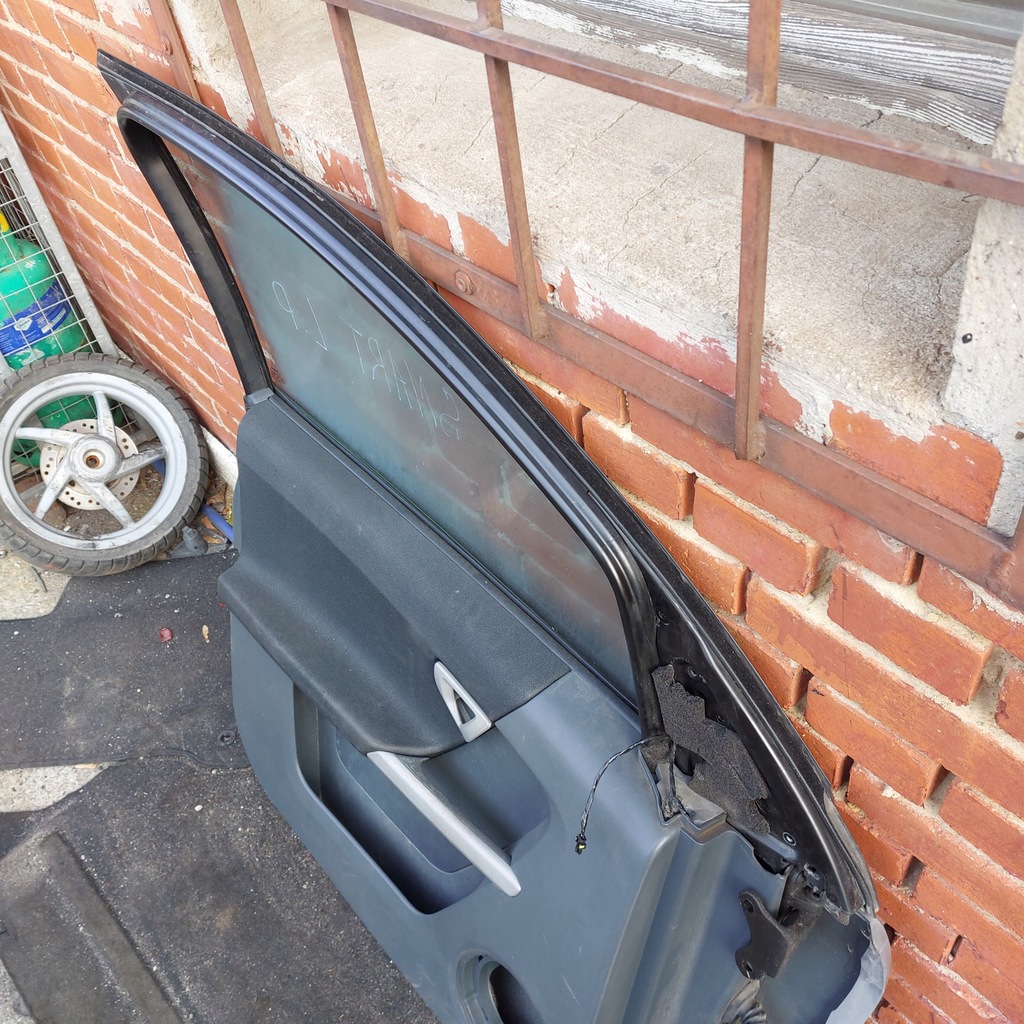 фото №13, Smart 454 forfour дверь левая передние