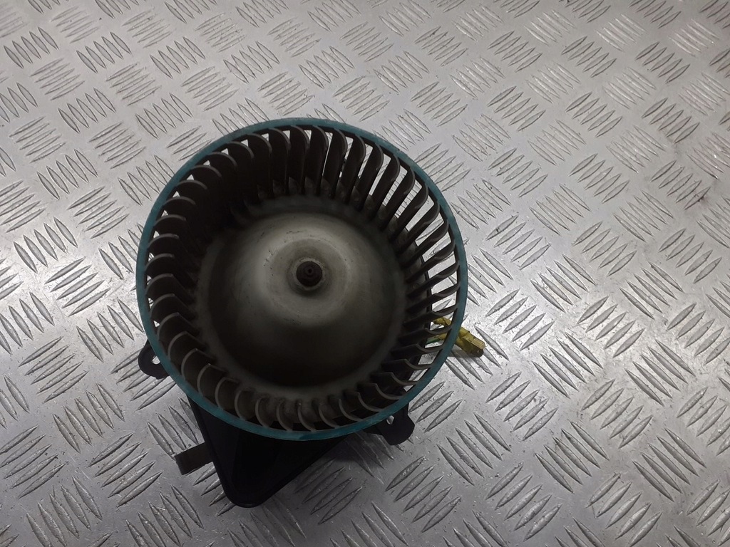 фото №1, Вентилятор обдув peugeot partner i 030840s