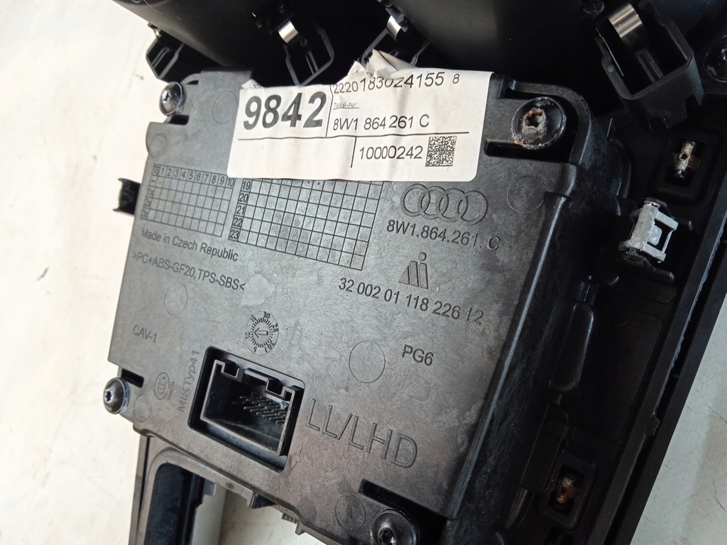 фото №13, Audi a5 15 панель середній usa 8w1864261c