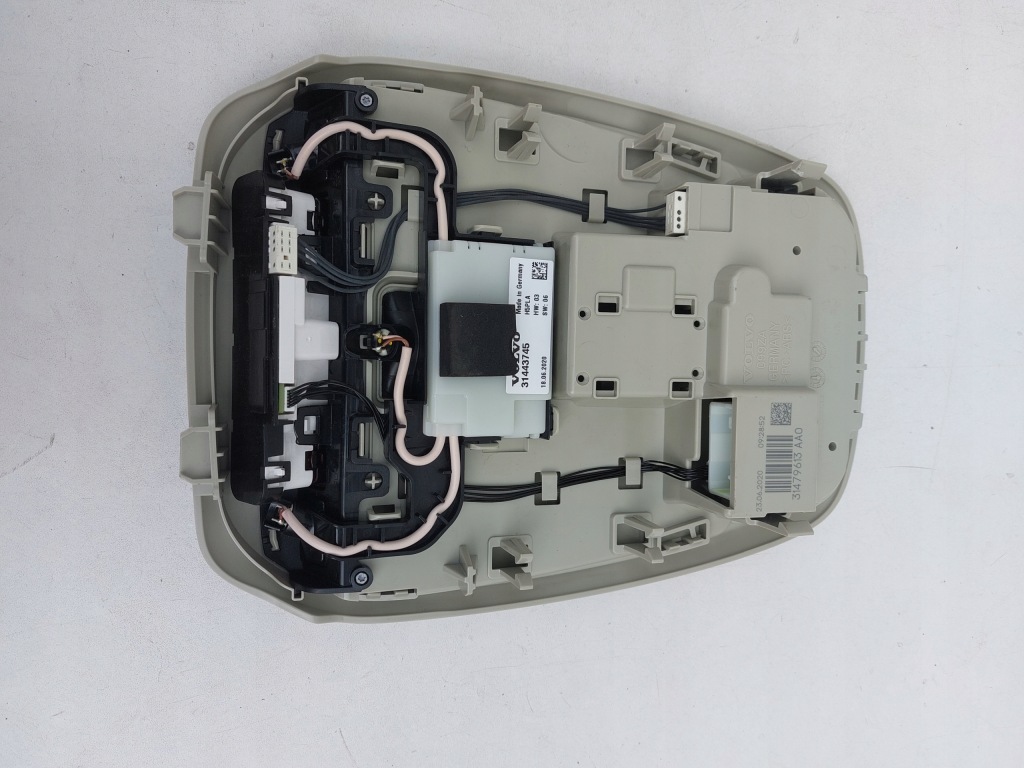 фото №3, Лампа салону кабіни volvo v60 ii 18r+ eu