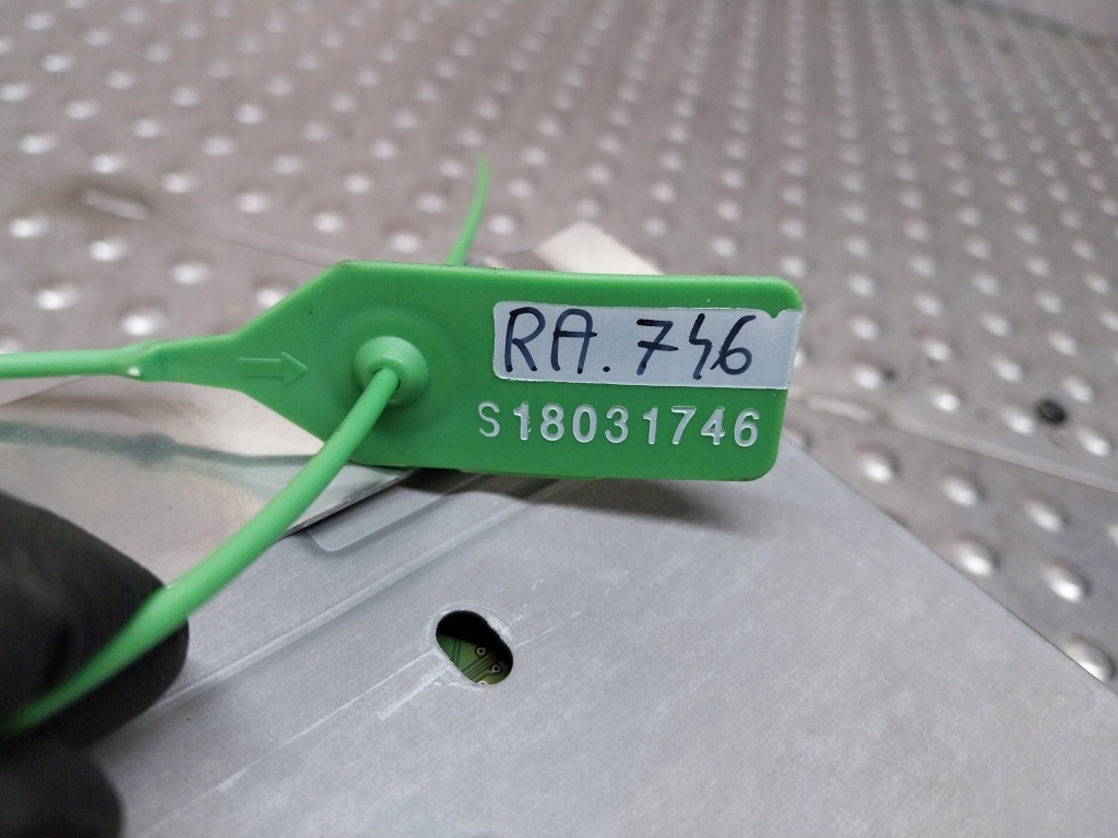 Підсилювач радіо 4f0035541l audi a4 b8 a5 8t a6 c6 Недорого