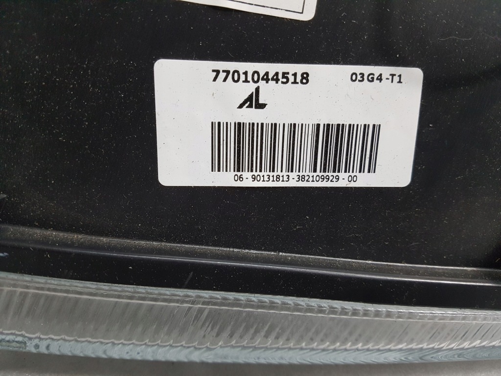 фото №4, Лампа левая перед передняя renault trafic ii 7701044518 nowa