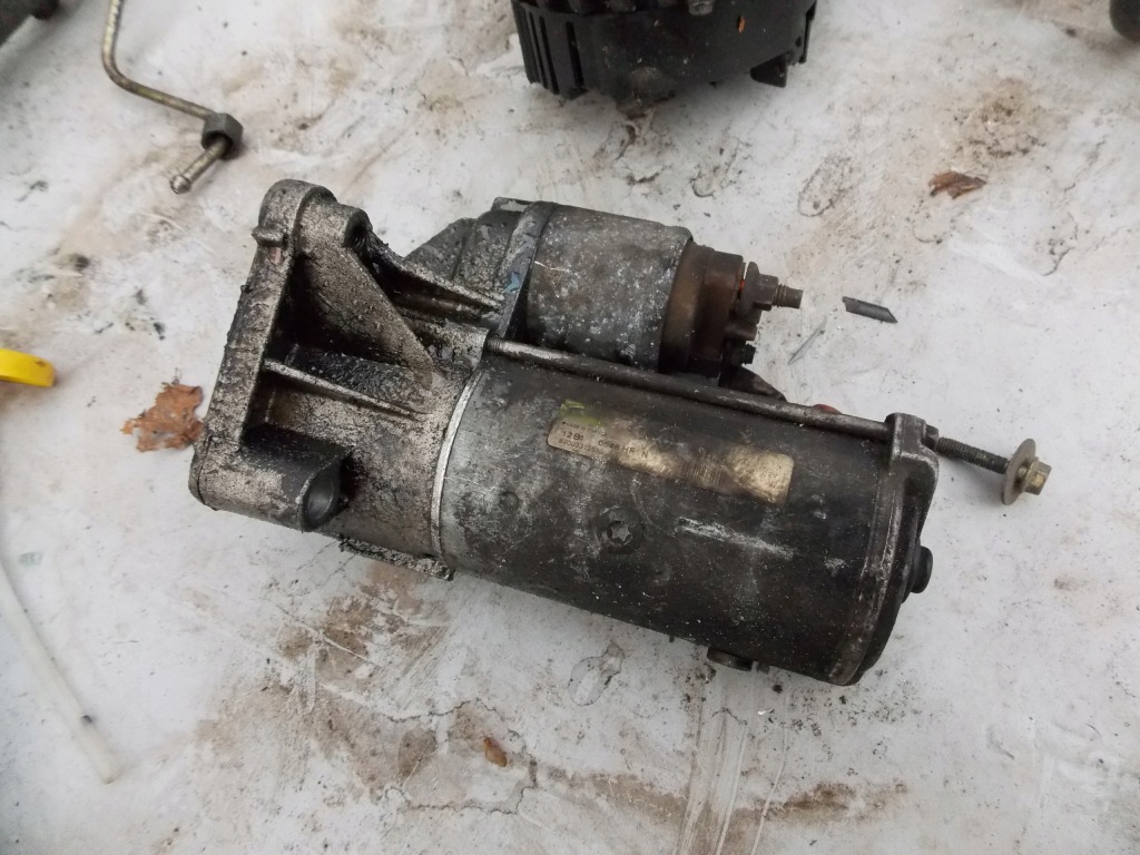 Купити Стартер renault scenic 03-09 1.9dci super стан megane laguna espace