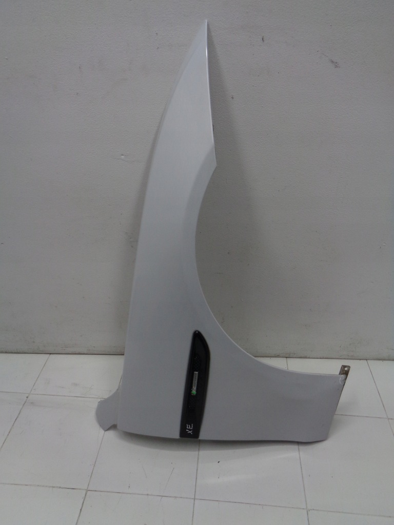 фото №1, Jaguar xe x760 крила правий перед