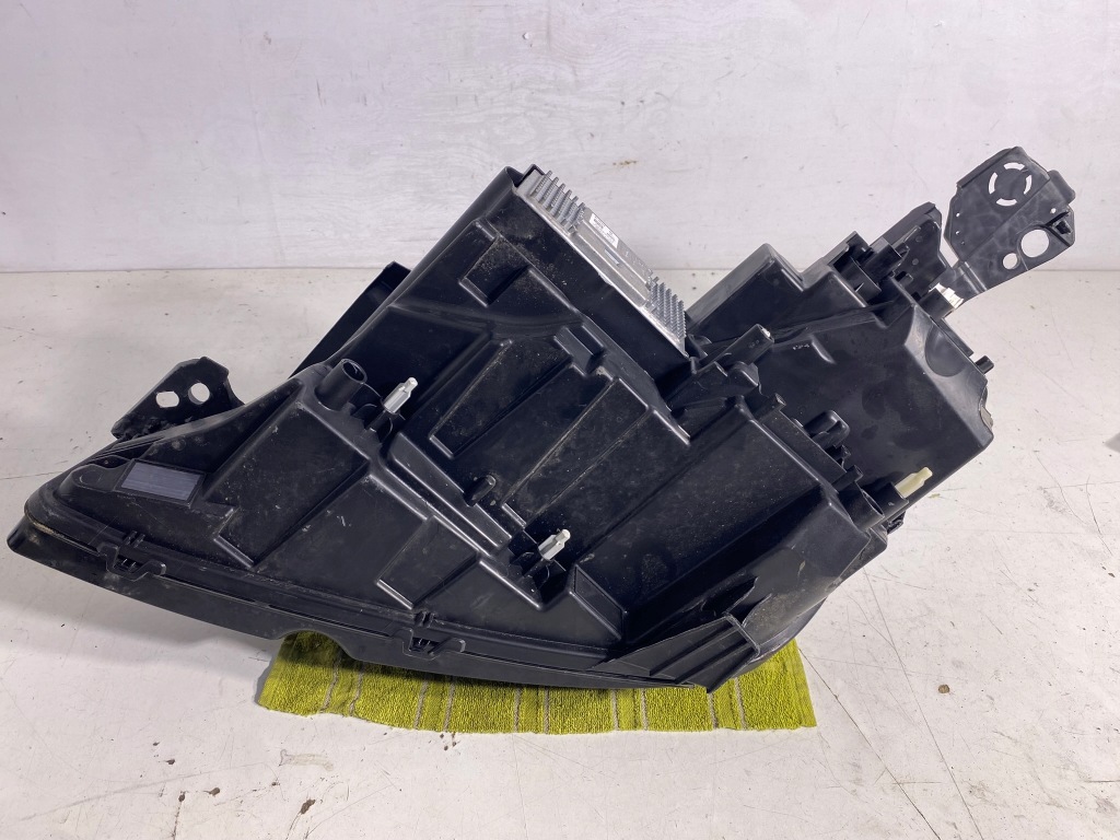 Фара правый  перед правая передняя peugeot 3008 2 5008 2 full led европа Оригинал