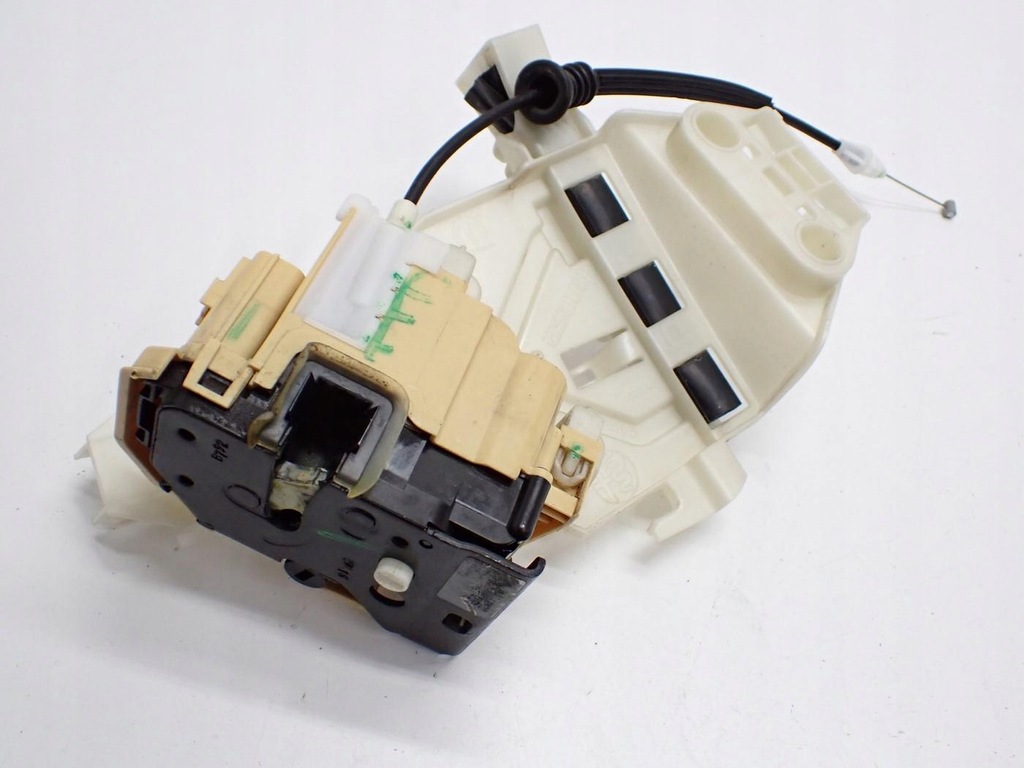 фото №1, Замок дверь левый задняя задний 50536550 alfa romeo giulia 16r